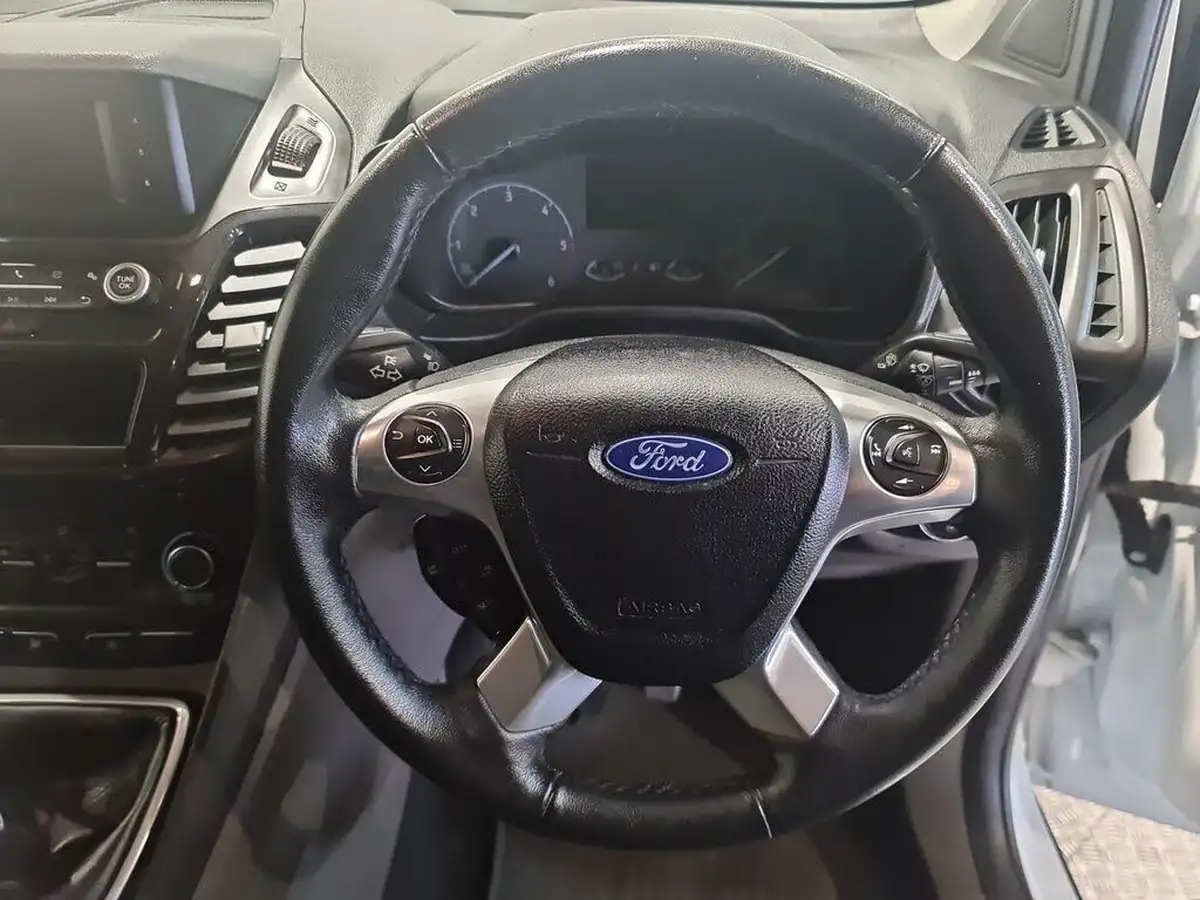 2019-ford-transit-connect-15-ecoblue-l2-240-limited-big-21