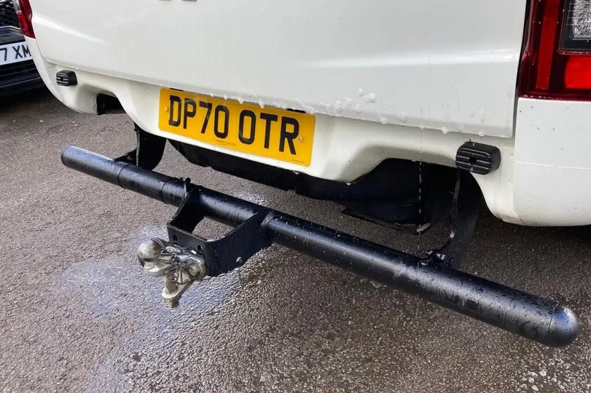 2021-mitsubishi-l200-22di-d-4-life-double-pickup-big-22