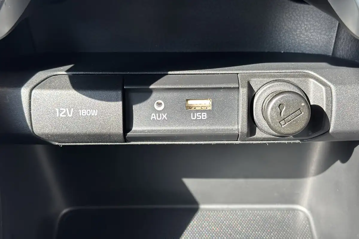 2019-kia-picanto-10-2-big-21