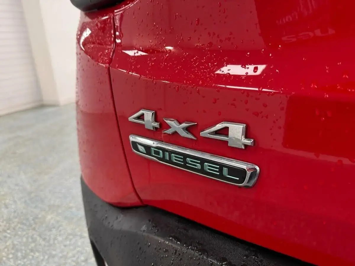 2016-jeep-renegade-20multijet-ii-limited-ss-big-13