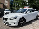 2016-volvo-v40-20td-d2-r-design-pro-small-0