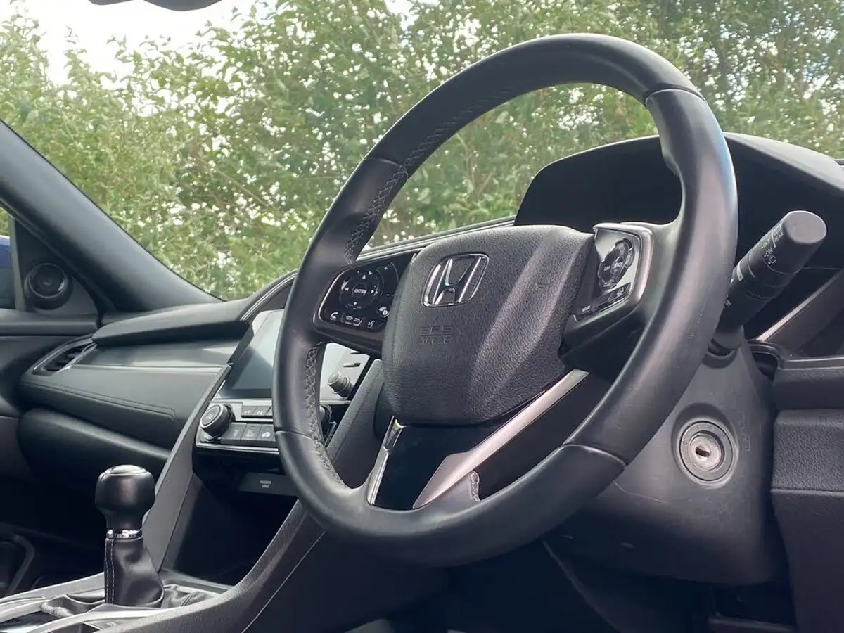 2021-honda-civic-15-vtec-turbo-sport-ss-big-32