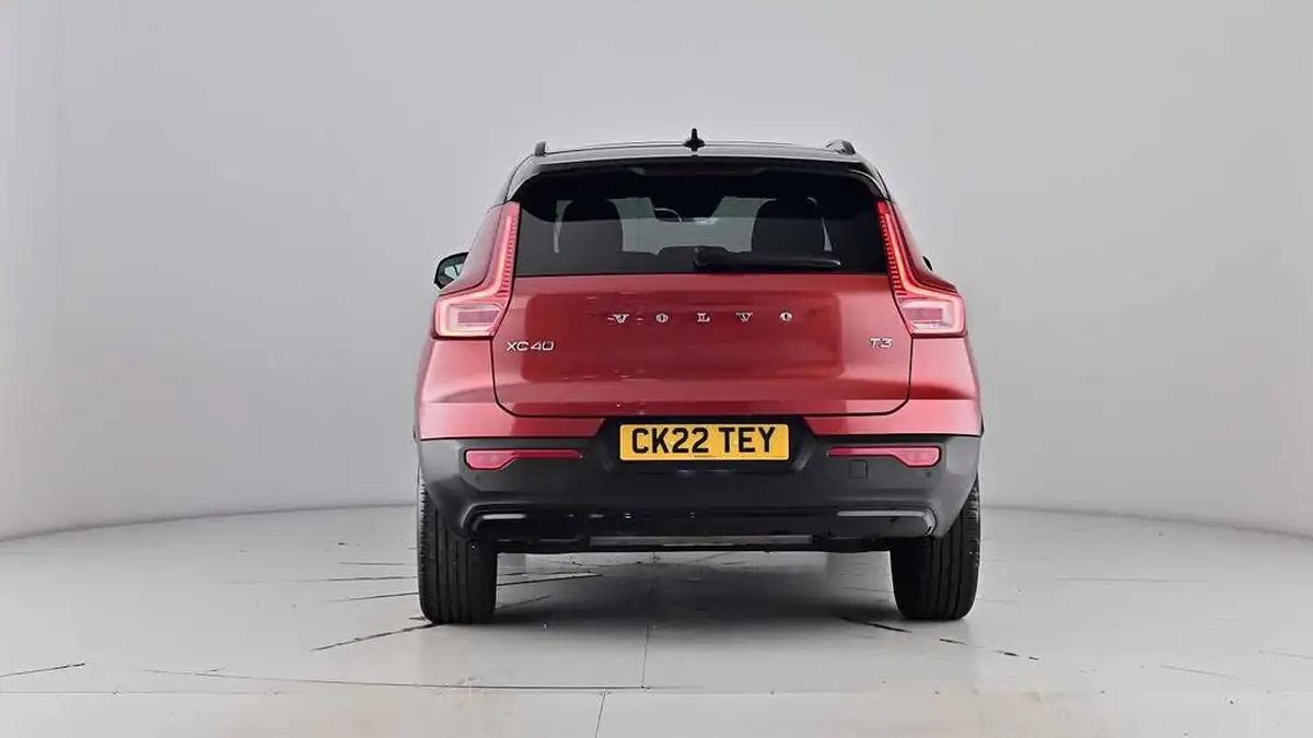 2022-volvo-xc40-15-t3-r-design-auto-big-71