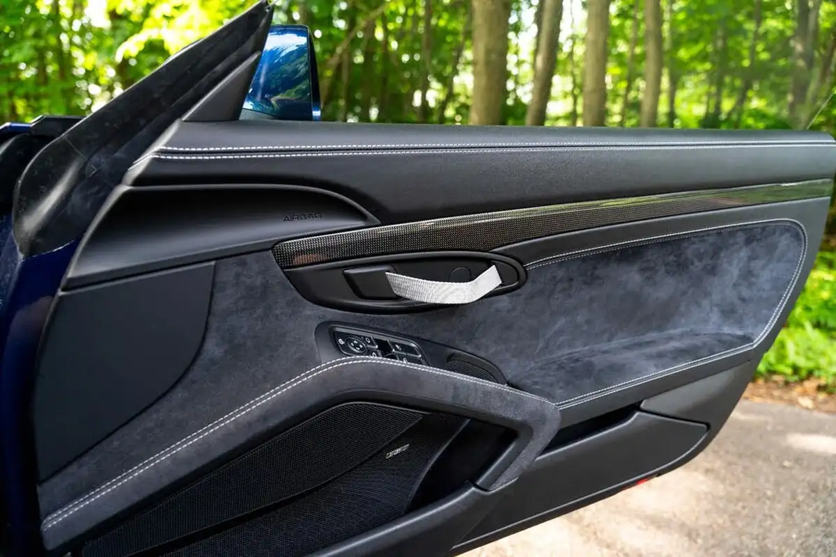 2020-porsche-cayman-718-40-cayman-gt4-big-16