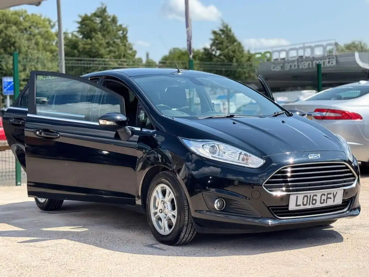 2016-ford-fiesta-15tdci-titanium-econetic-5d-big-19