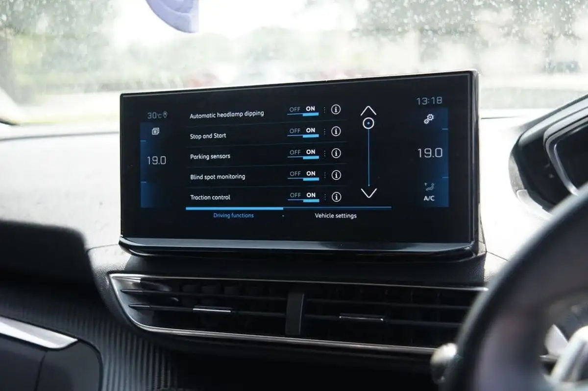2021-peugeot-3008-suv-15-bluehdi-allure-eat8-big-5