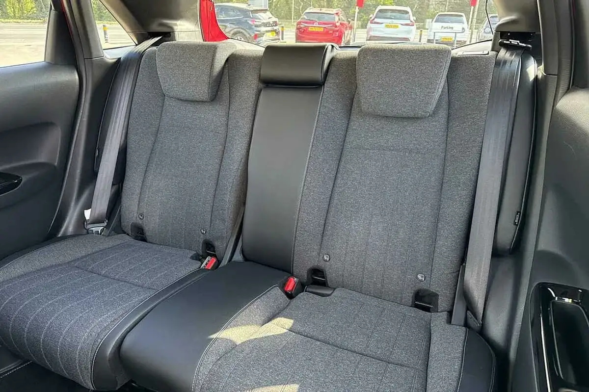 2020-honda-jazz-15-i-mmd-ex-big-7