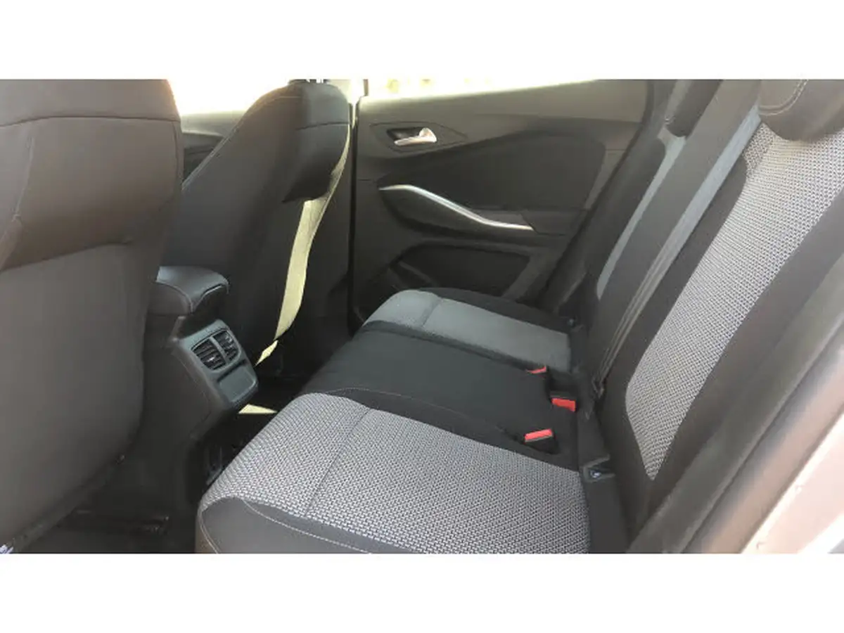 2018-vauxhall-grandland-x-12-se-130ps-big-15