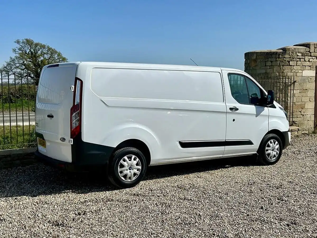 2016-ford-transit-custom-22tdci-290-l1h2-100ps-econetic-panel-van-big-20