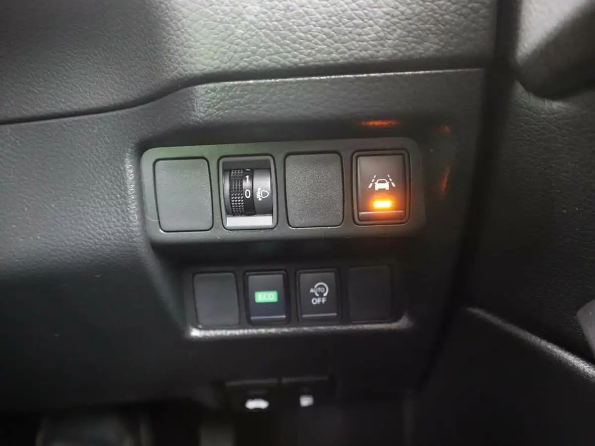 2020-nissan-qashqai-13-dig-t-acenta-premium-160ps-dct-big-23