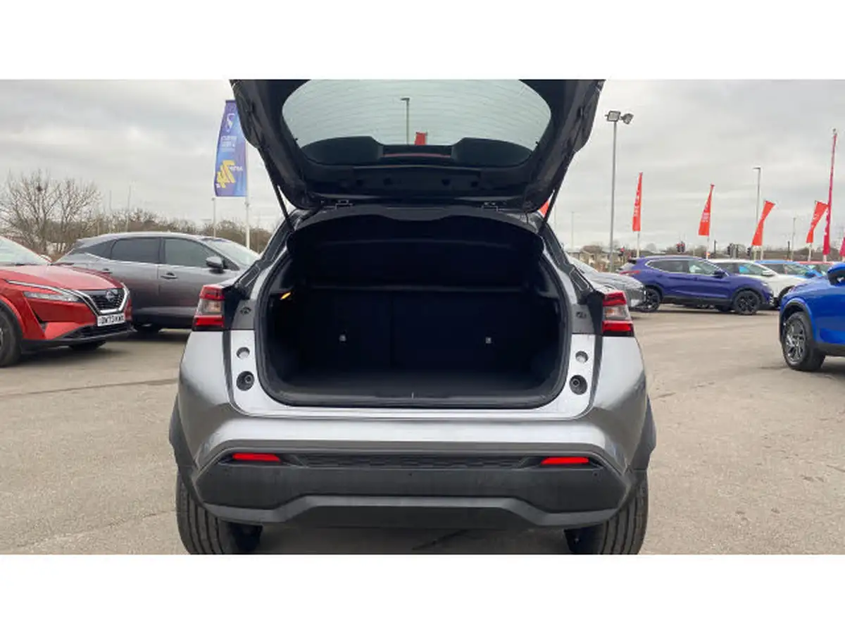 2024-nissan-juke-10-dig-t-tekna-dct-big-3
