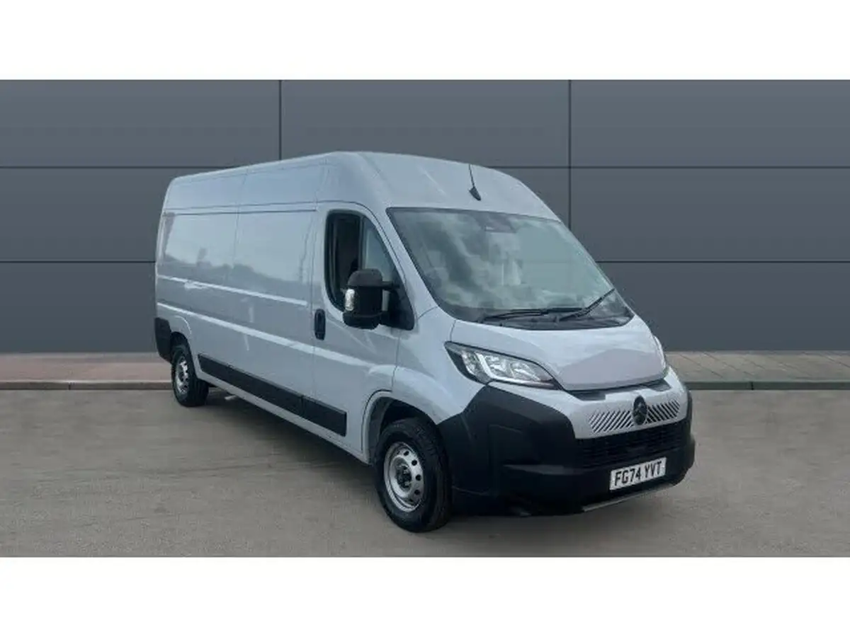 2024-citroen-relay-big-0