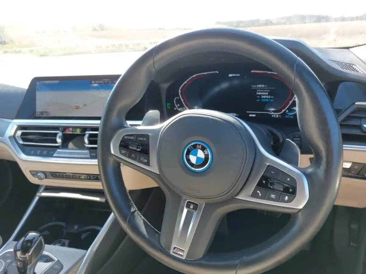 2022-bmw-3-series-20-330e-xdrive-m-sport-saloon-4d-big-6