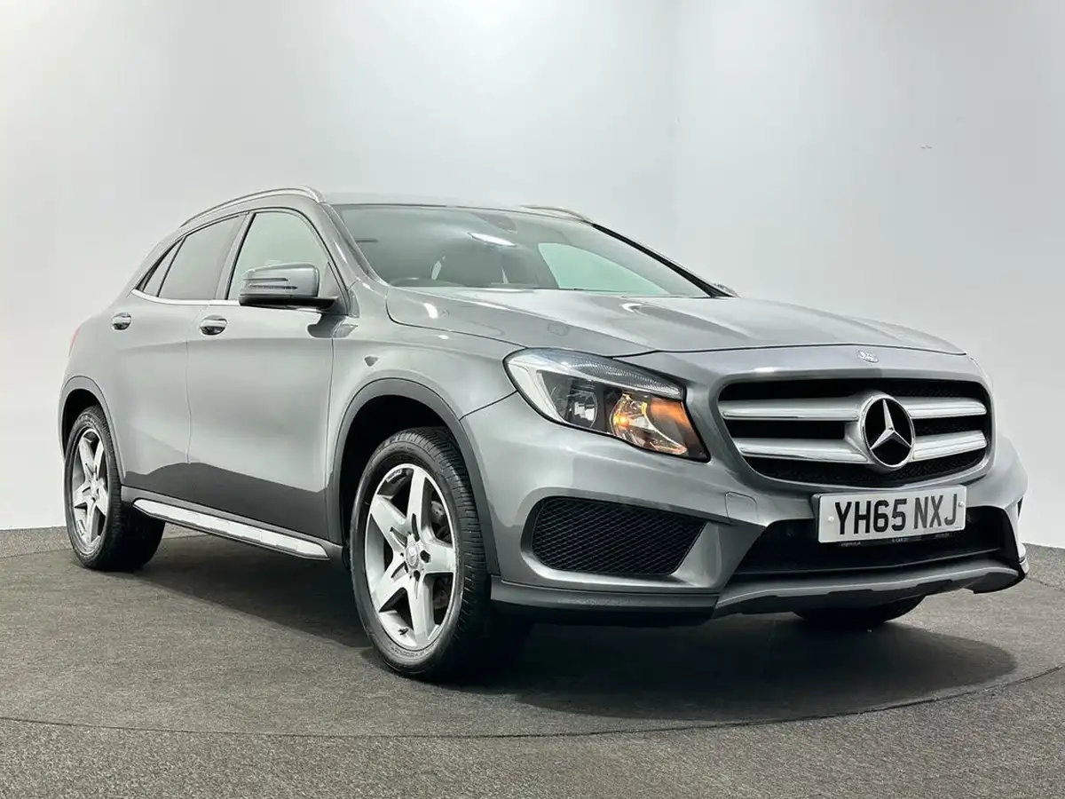2015-mercedes-benz-gla-class-21d-gla-200d-amg-line-ss-big-50