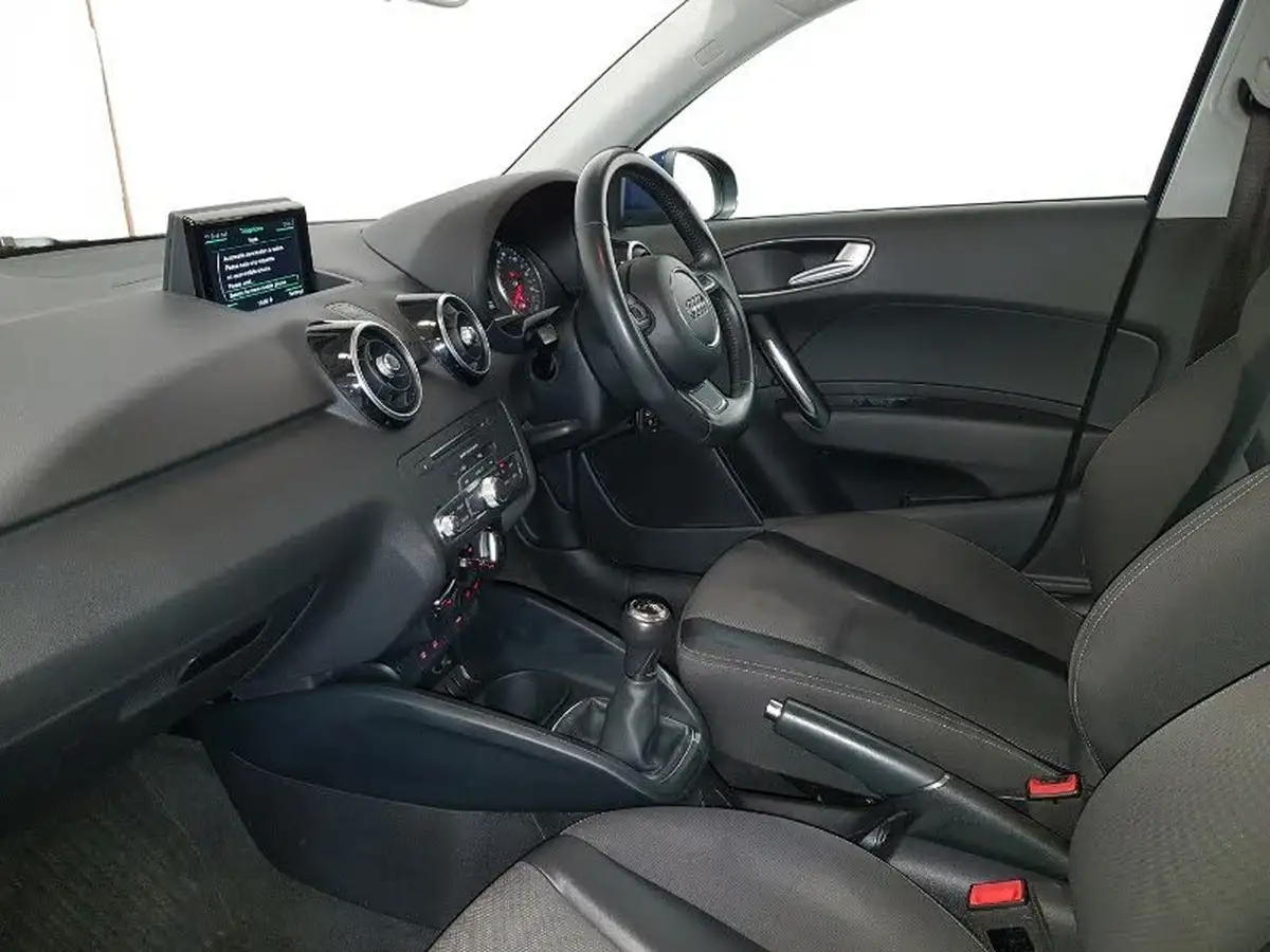 2016-audi-a1-14-tfsi-sportback-5d-big-4