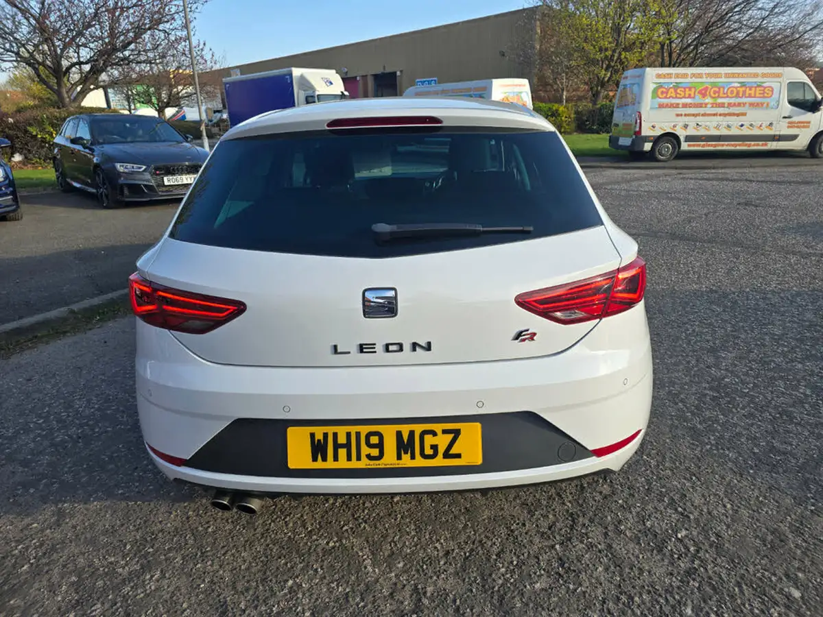 2019-seat-leon-15-tsi-evo-fr-black-edition-150ps-hatchback-big-31