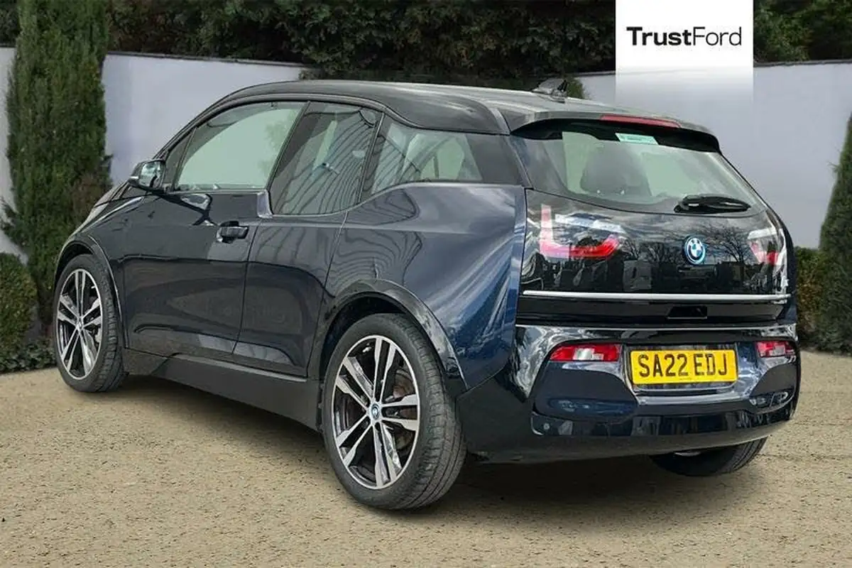 2022-bmw-i3-e-120-ah-s-big-1