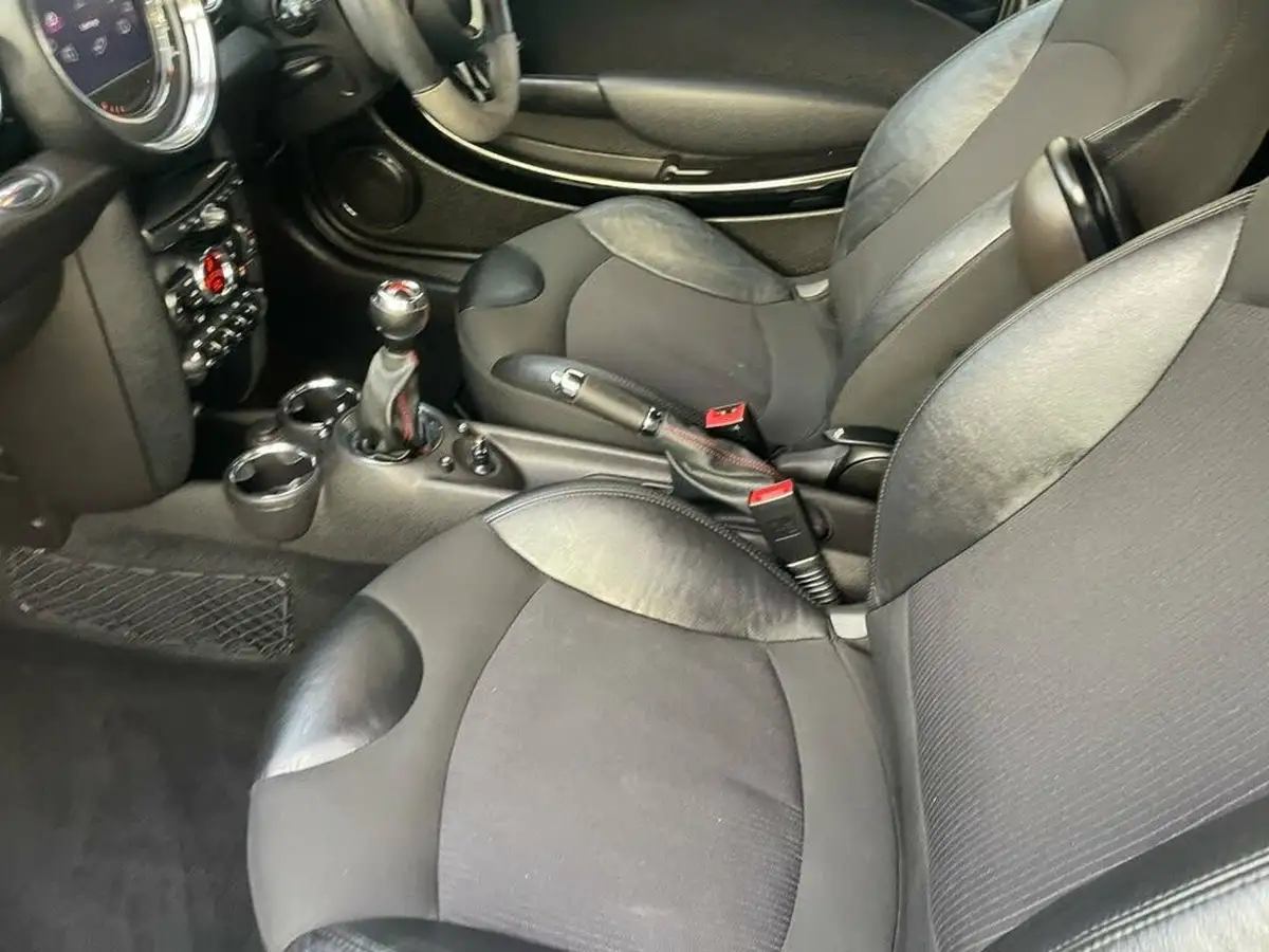 2012-mini-cooper-16-john-cooper-works-chili-coupe-3d-big-29