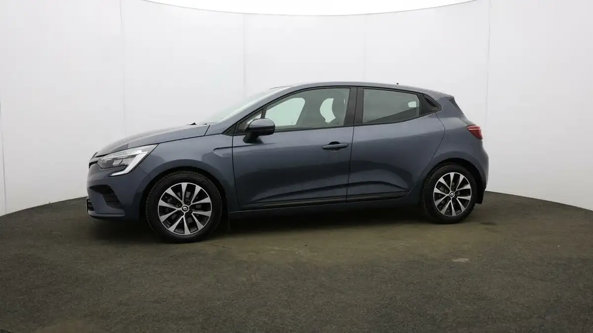 2022-renault-clio-16-iconic-big-24
