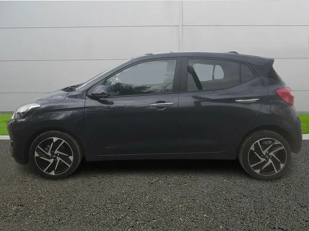 2025-hyundai-i10-12-premium-79ps-big-3