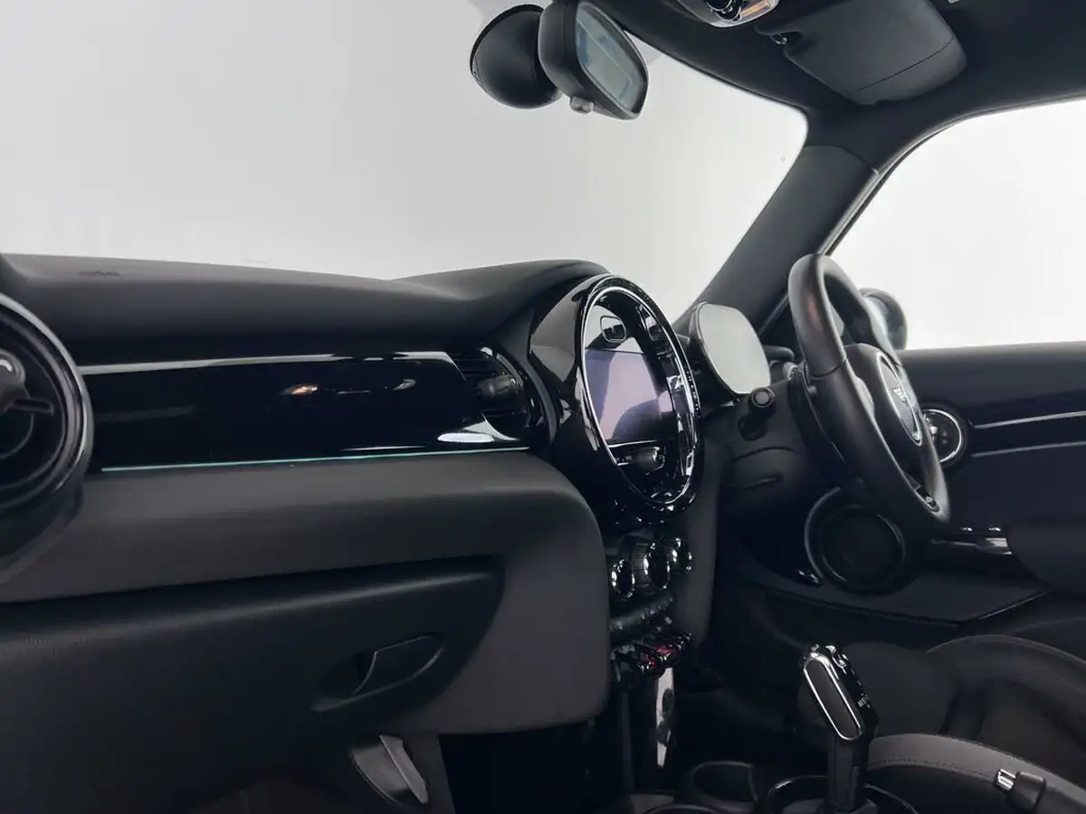2021-mini-cooper-20-cooper-s-sport-hatchback-5d-auto-big-14