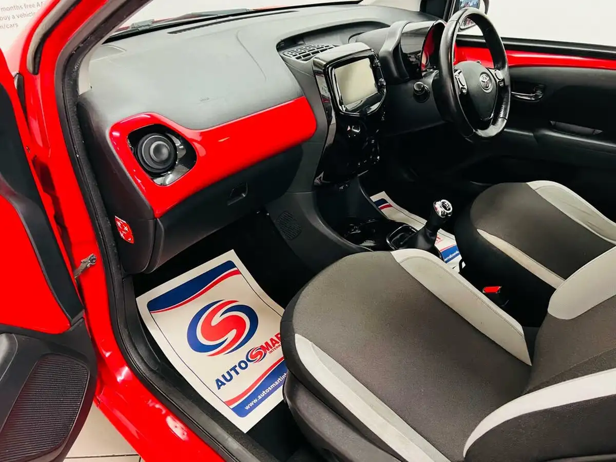 2017-toyota-aygo-10-vvt-i-x-style-71bhp-big-23