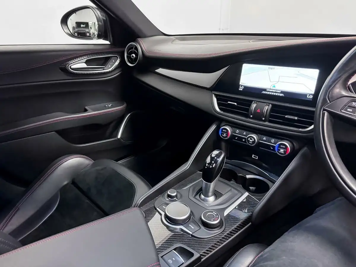 2020-alfa-romeo-giulia-29-biturbo-quadrifoglio-ss-big-20