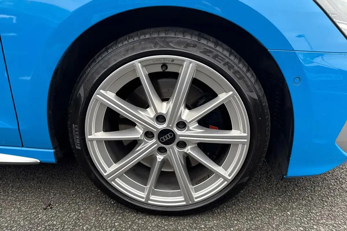 2023-audi-s3-20-tfsi-saloon-4d-big-9
