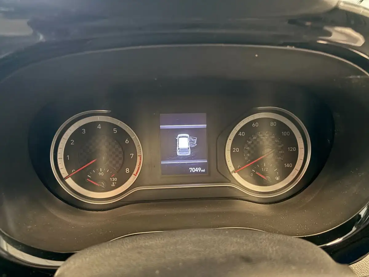 2021-hyundai-i10-12-premium-84ps-1197cc-big-8