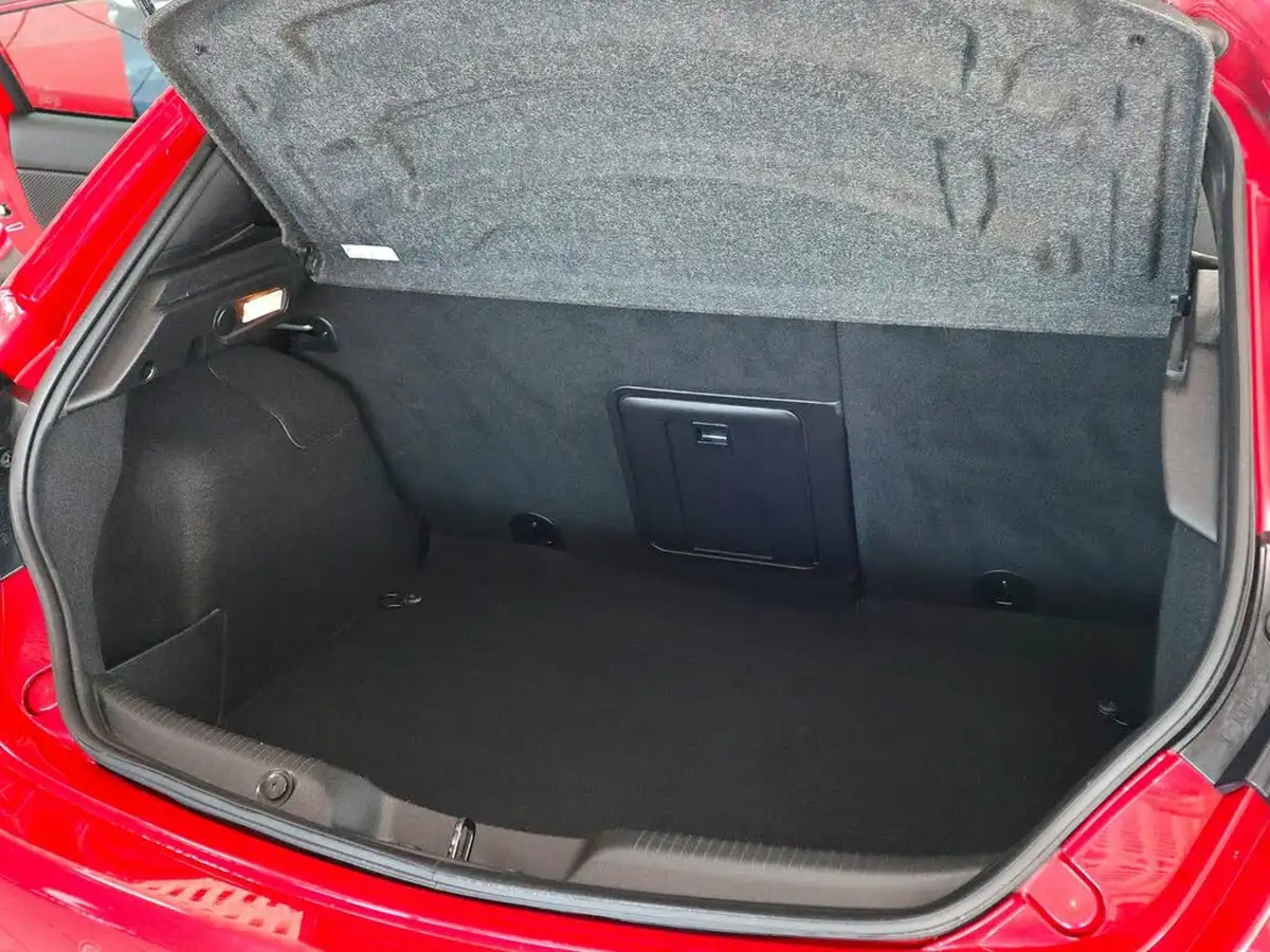 2020-alfa-romeo-giulietta-14-tb-sprint-big-24