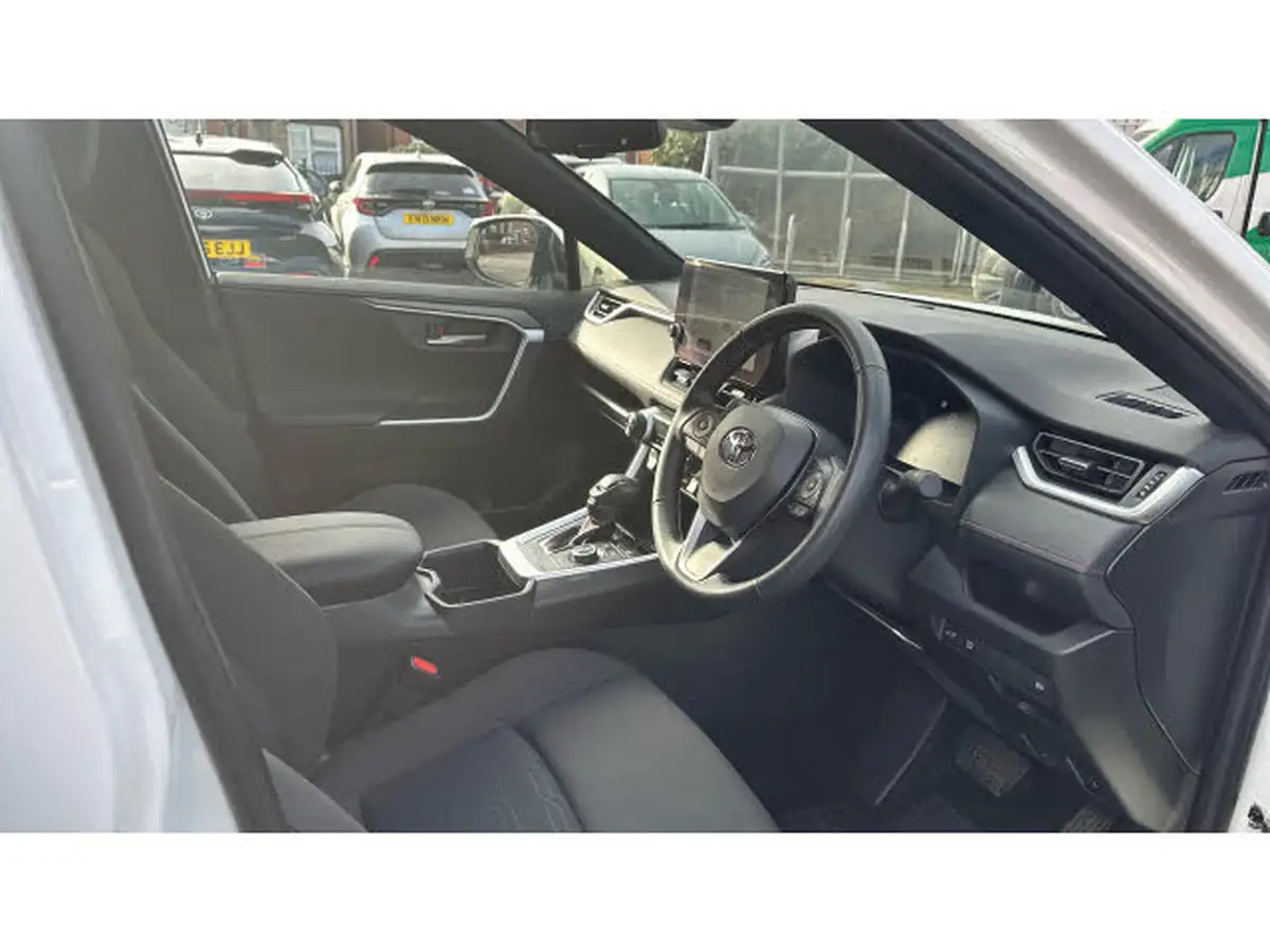 2023-toyota-rav4-25-vvt-i-design-302bhp-plug-in-big-10