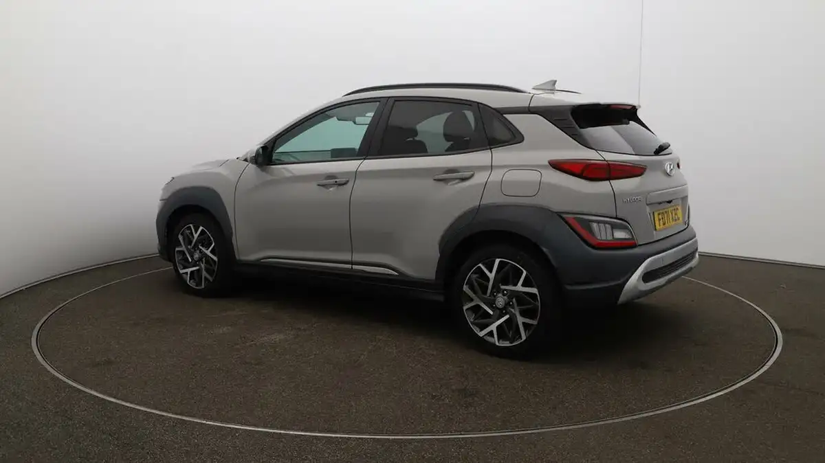 2022-hyundai-kona-16-gdi-premium-big-27