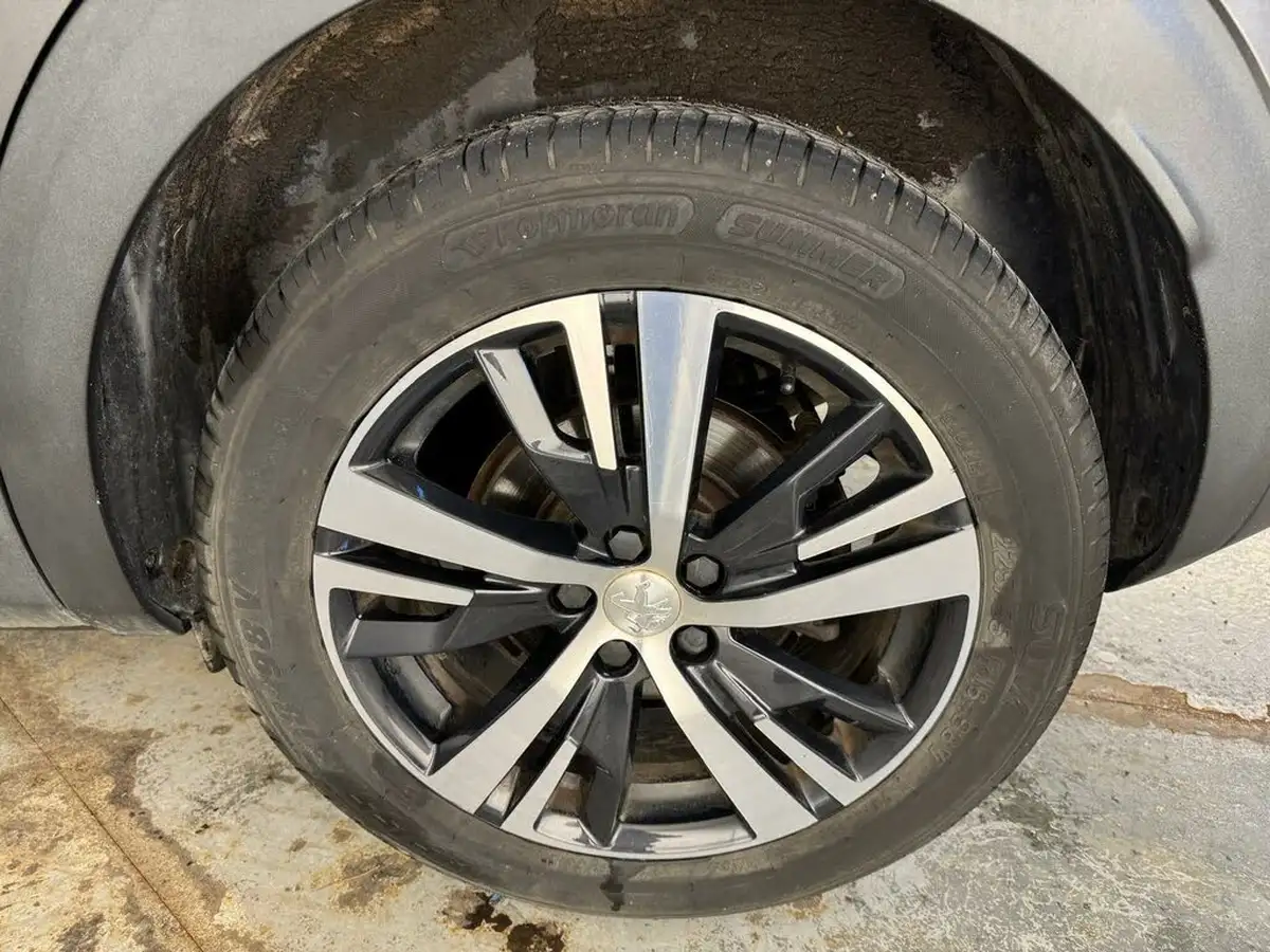 2018-peugeot-3008-suv-16-thp-gt-line-big-34