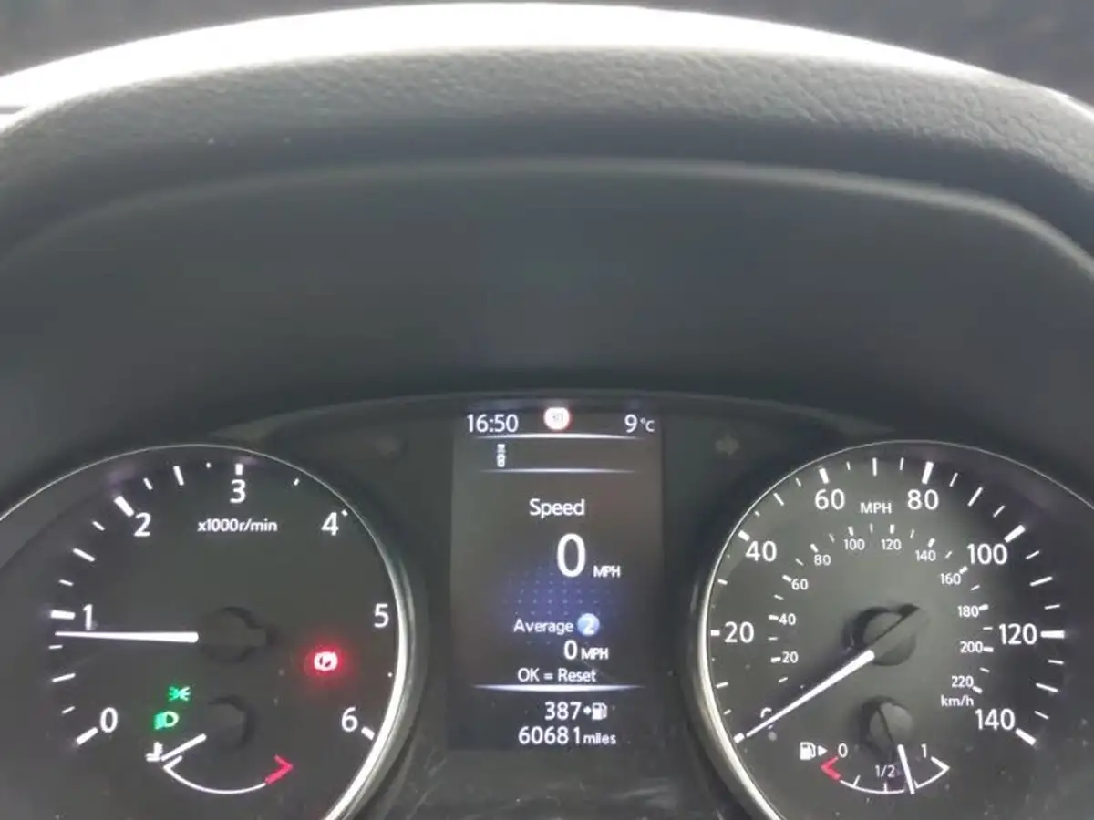2017-nissan-qashqai-15dci-n-connecta-big-9