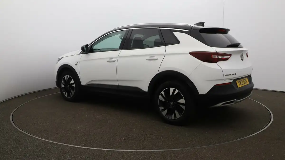 2021-vauxhall-grandland-x-12-griffin-big-29