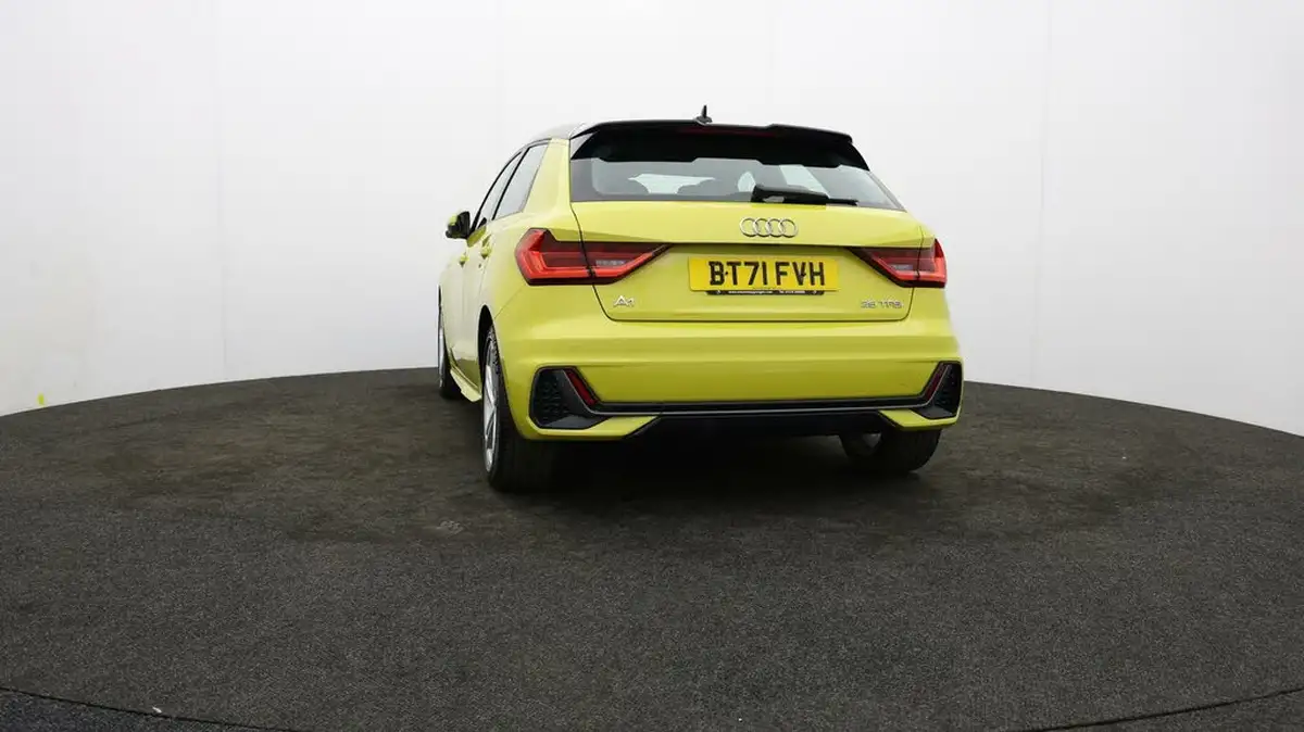 2022-audi-a1-10-25-tfsi-s-line-big-23
