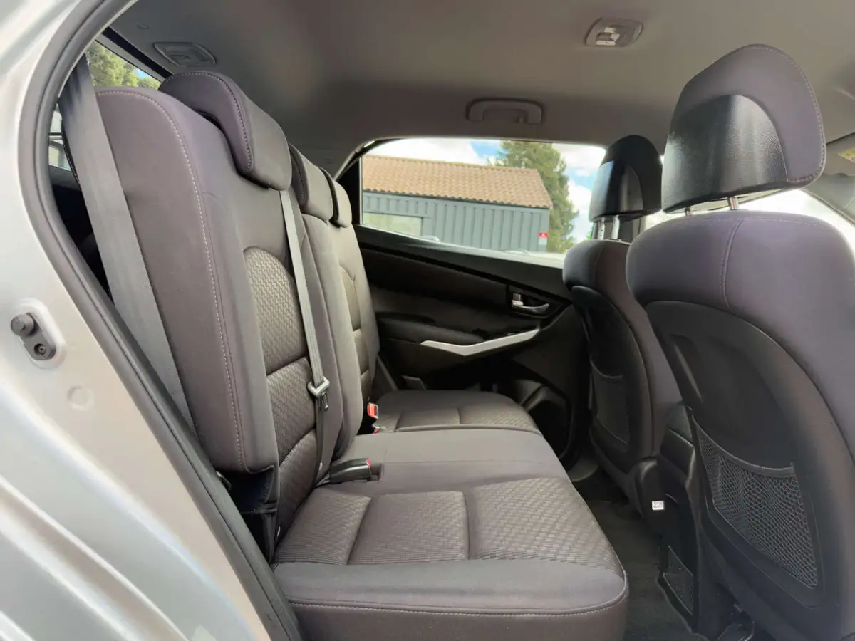 2015-ssangyong-korando-big-15