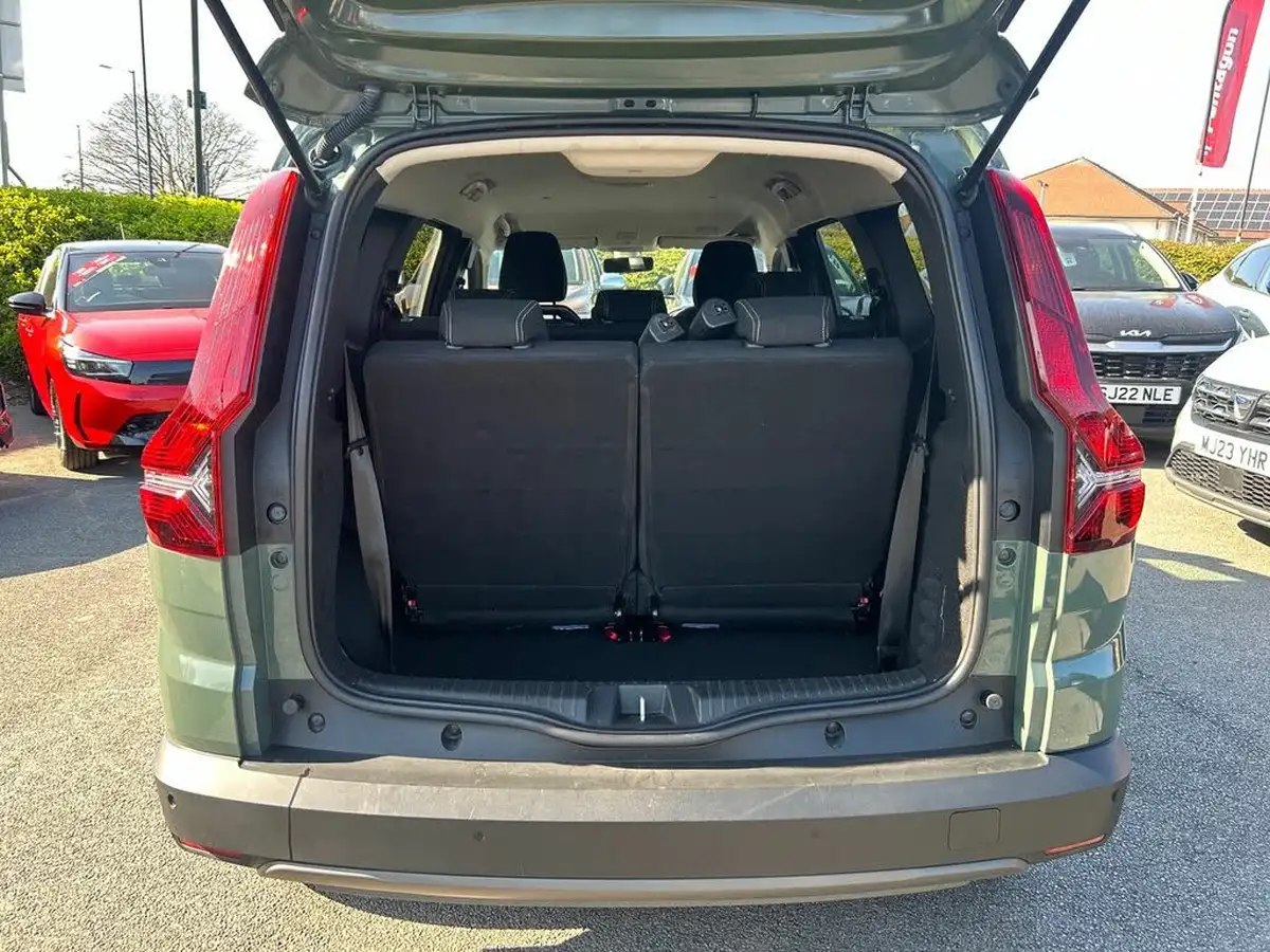 2023-dacia-jogger-10-tce-extreme-se-big-9