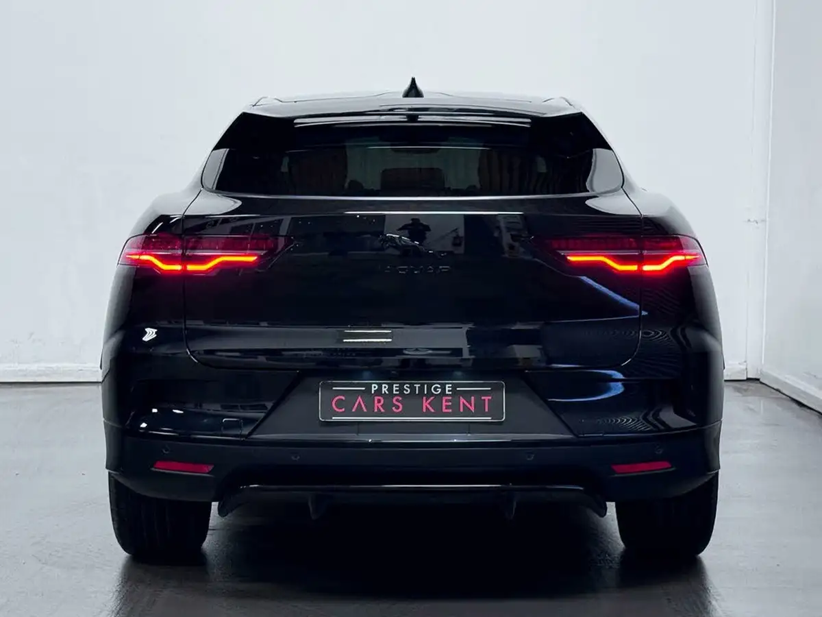 2024-jaguar-i-pace-ev400-r-dynamic-hse-black-big-5