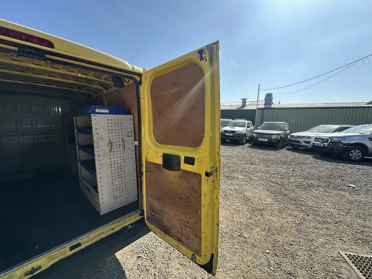 2019-citroen-relay-20bluehdi-33-l1h1-enterprise-130eu6-big-15