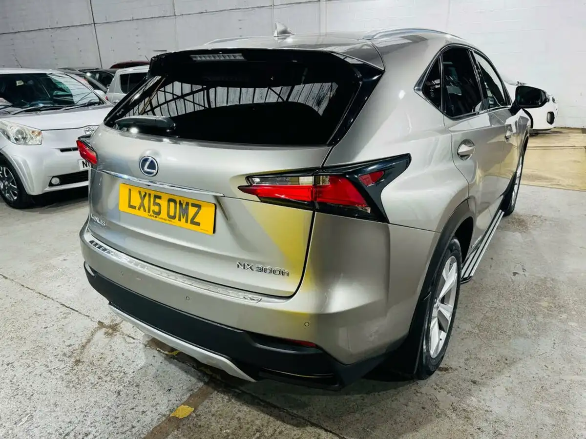 2015-lexus-nx-300h-25-premier-194bhp-panoramic-roof-big-3