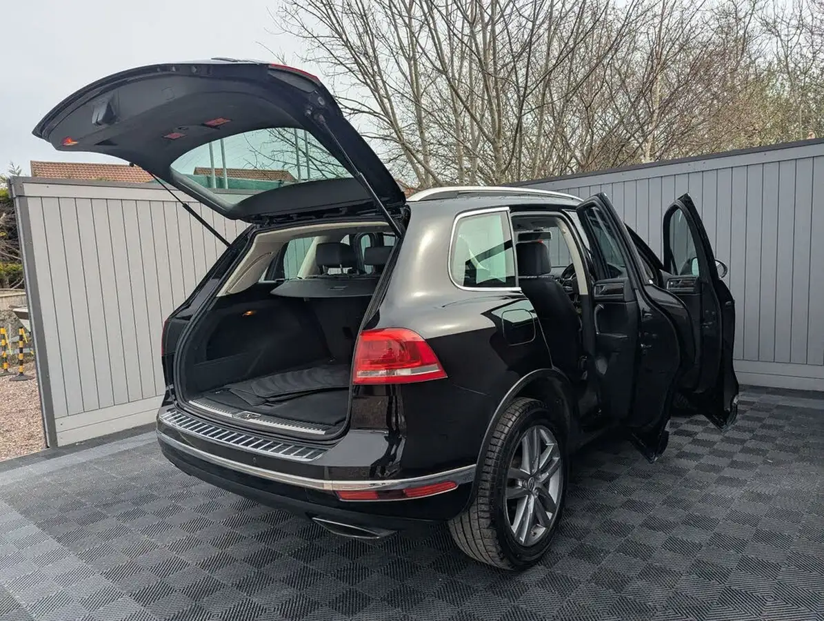 2015-volkswagen-touareg-30tdi-se-204ps-2970cc-big-14