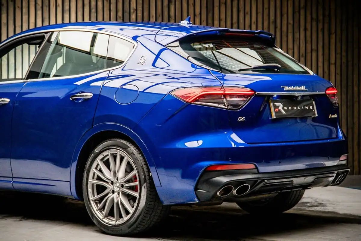 2021-maserati-levante-30-gransport-big-16