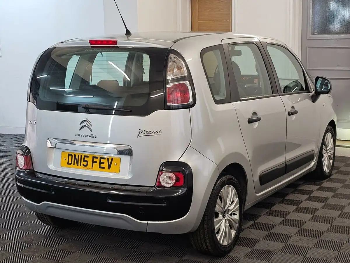 2015-citroen-c3-picasso-16td-vtr-big-3