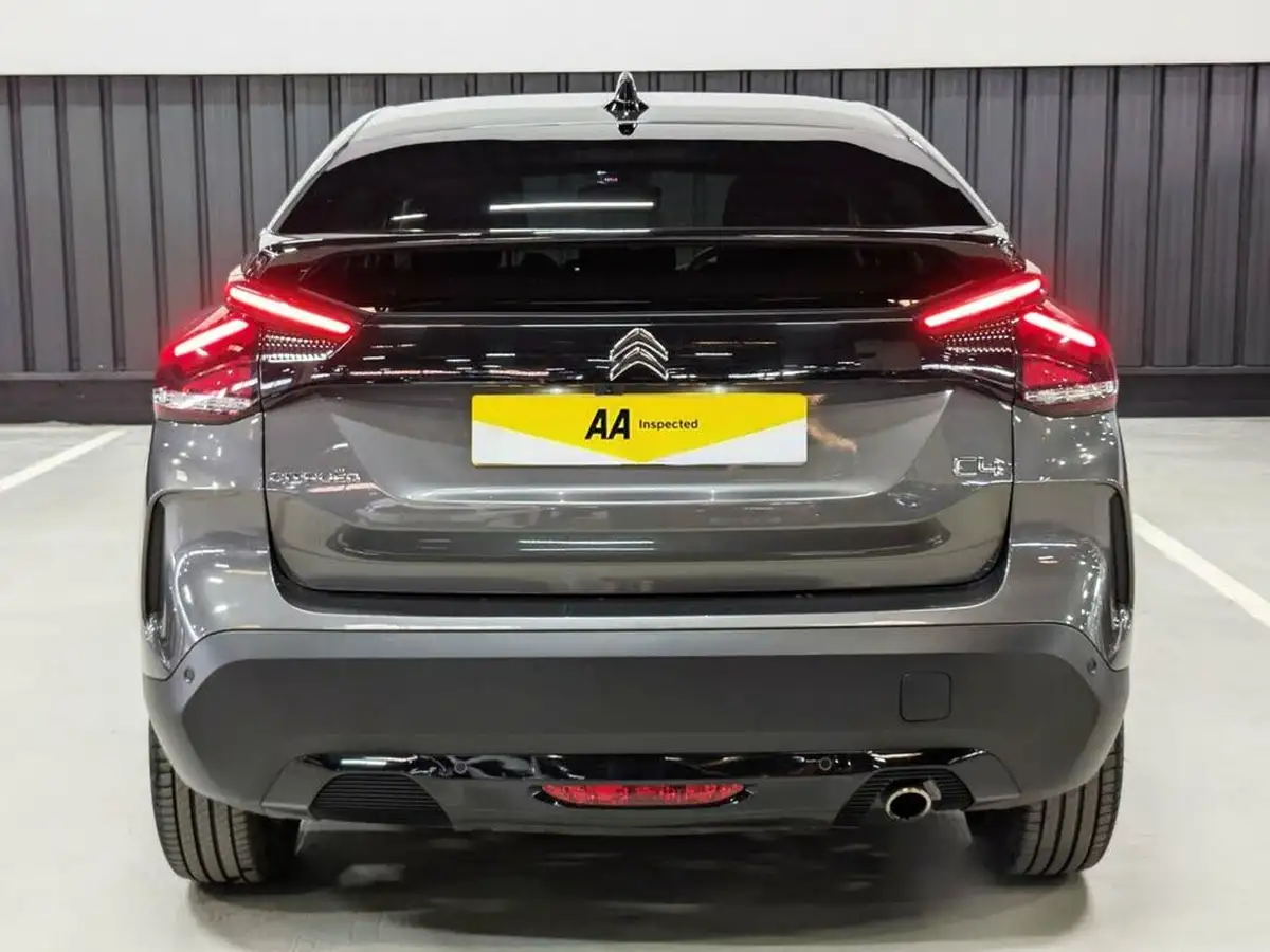 2023-citroen-c4-15bluehdi-shine-plus-big-7