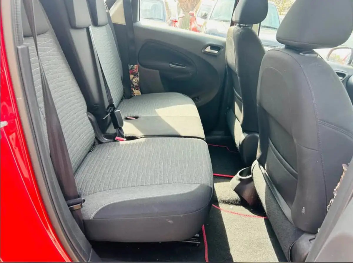 2017-citroen-c3-picasso-16bluehdi-edition-big-15