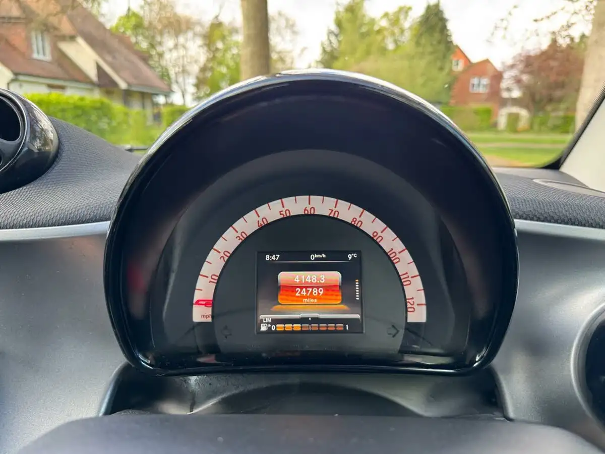 2016-smart-fortwo-10-passion-70bhp-ss-coupe-big-17