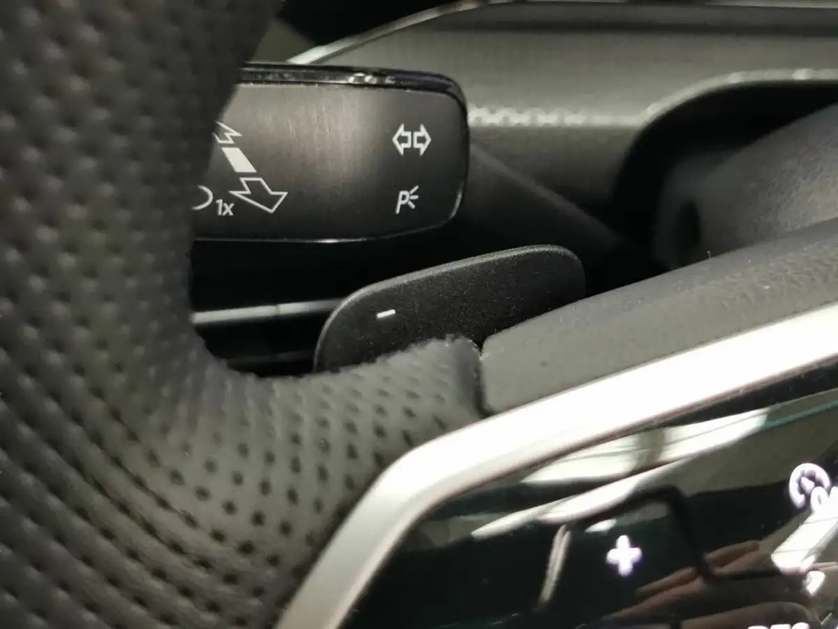 2021-volkswagen-golf-20tdi-gtd-big-19