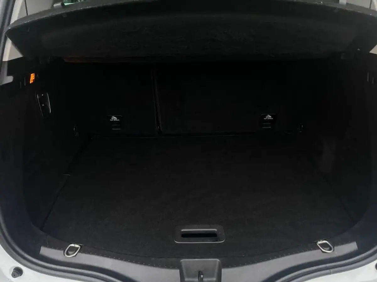 2017-renault-scenic-12-tce-dynamique-s-nav-big-12