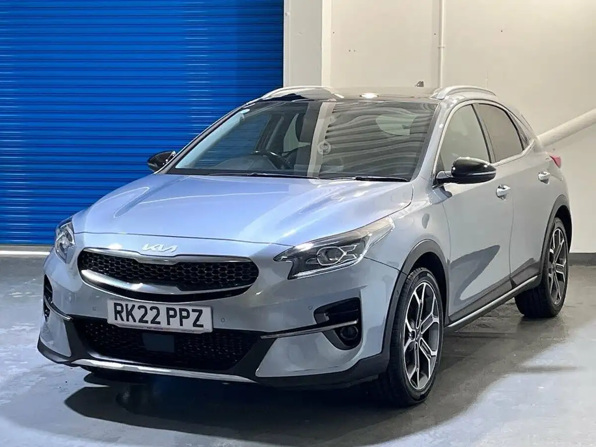 2022-kia-xceed-15-t-gdi-4-big-2